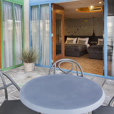 Quentin Zoo Hotell