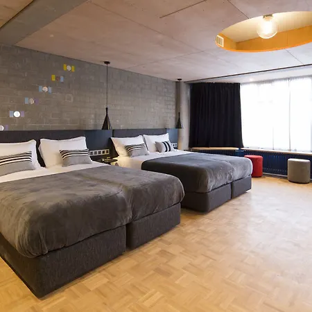 Quentin Zoo Hotell 4*