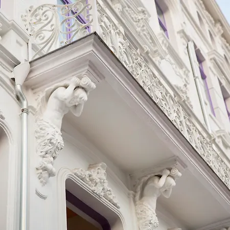 クエンティン ズー ホテル アムステルダム