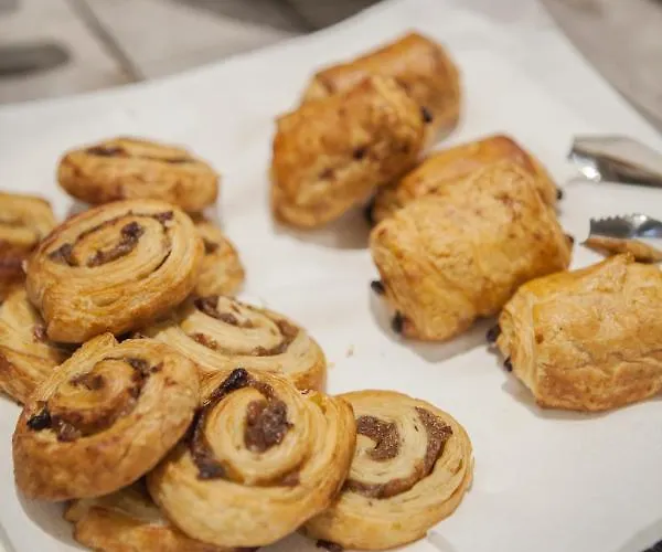 Отель Quentin Zoo