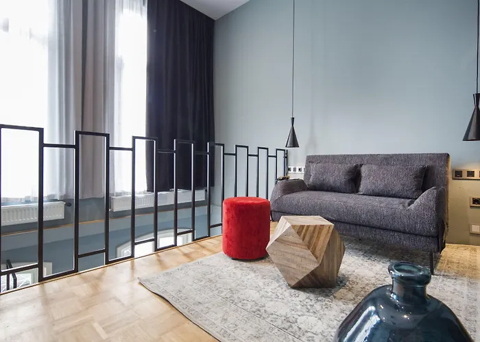 Quentin Zoo Отель