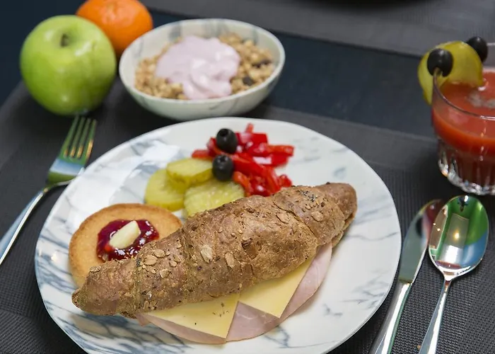 Отель Quentin Zoo