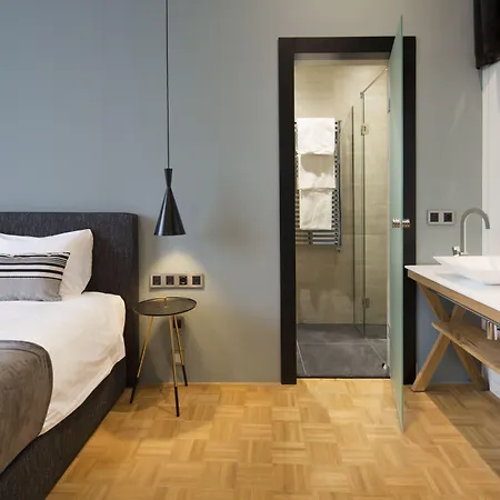 Hotel Quentin Zoo 4*