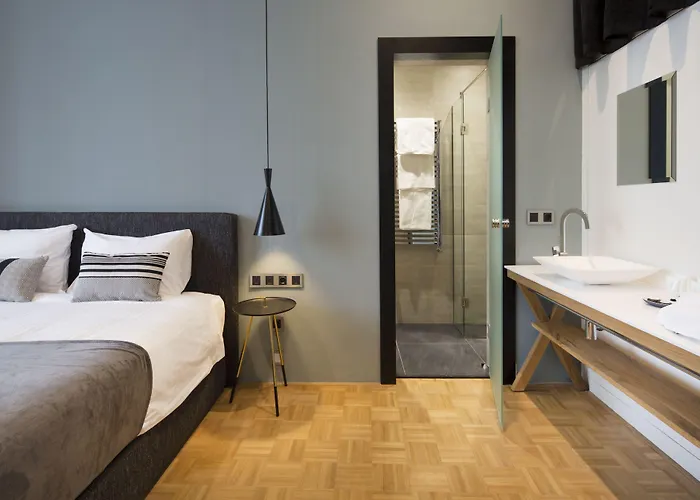 Hotel Quentin Zoo 4*