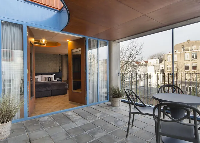 Quentin Zoo Hotel 4*